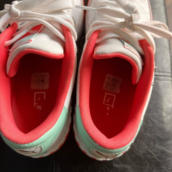 Puma sneakers - size 6.5. Only worn a few times and my daughter outgrew them. - Picture 5 of 6